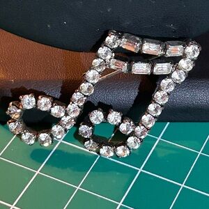 Vintage Music Slanted Note Sparkly Clear Baguette Crystal Rhinestone Brooch Pin